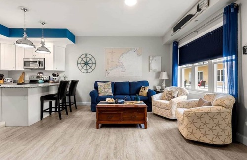 Hampton Condo | Gone Coastal | 1 Block to Beach & Boardwalk