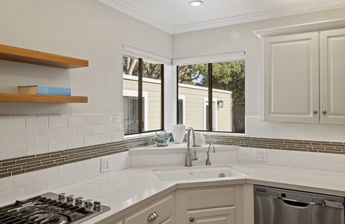 Del Monte Forest House | Gone Coastal 3BR 3BA all En Suite/Walk to Beach