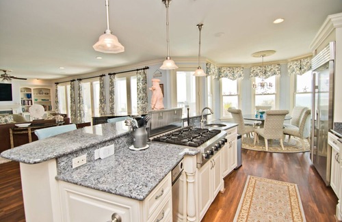 Emerald Isle House | Gone With The Waves, Oceanfront House in Emerald Isle, NC!