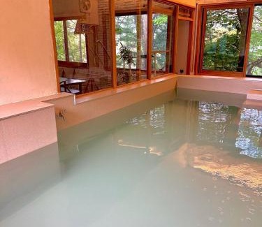 Deokhyeon House | GongganHoe-eok Private PoolVilla Pension