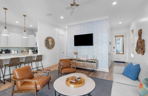 Rosemary Beach House | Good Day Sunshine by AvantStay | Sleeps 16, Pool + Private Beach Access