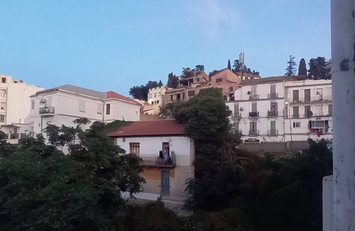 El Mouradia Apartment | Good Hope