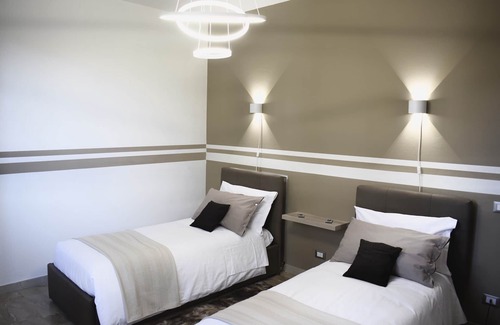 Pisa Apartment | Good Vibes Double Room