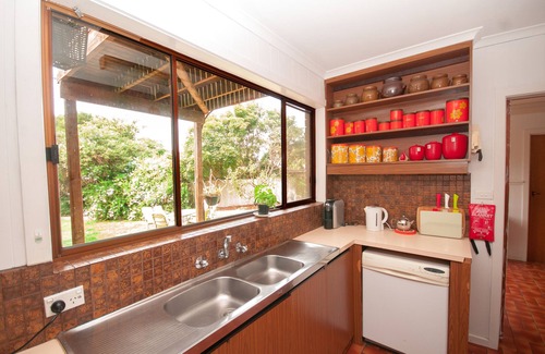 St Leonards House | Good Vibrations Beach house