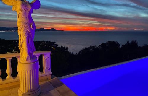 Les Issambres House | Goonie Lodge