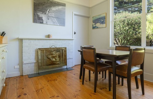 Warrnambool House | Goose Gully - Pet Friendly in Central Warrnambool