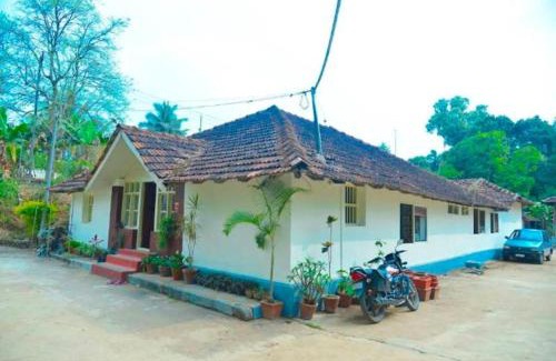 Mudigere House | Gope town homestay Tathkola road Mudigere