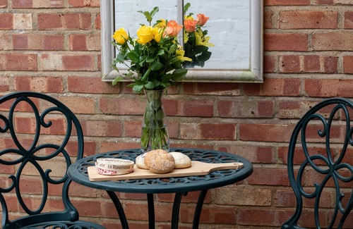 Chipping Campden Cottage | Gordon Cottage - sleeps 4 guests in 2 bedrooms