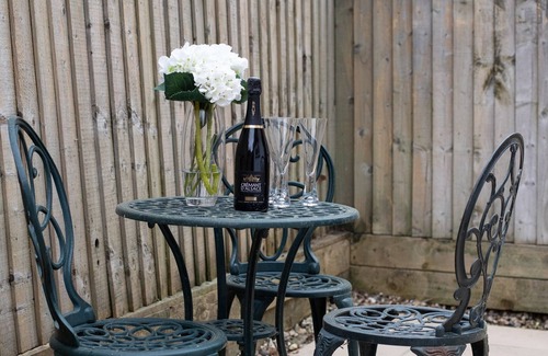 Chipping Campden Cottage | Gordon Cottage - sleeps 4 guests in 2 bedrooms