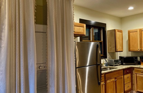 Woodfin Apartment | Gorgeous 1-bedroom mountain apartment in Asheville AC, WiFi, nature & beauty