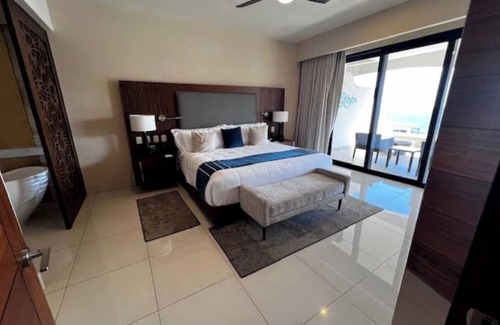 Santa Rosa Resort | Gorgeous 2-bedrm resort in superb San José del Cabo with infinity pool, & more!