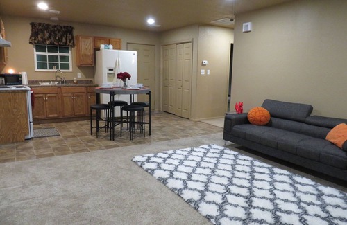 Gainesville House | Gorgeous 2 bed 2 bath house on 3 acres off Hwy 82
