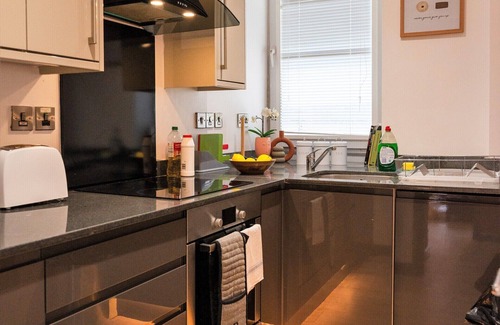 Bristol Old City Apartment | Gorgeous 2 bed apartment in Bristol City Centre