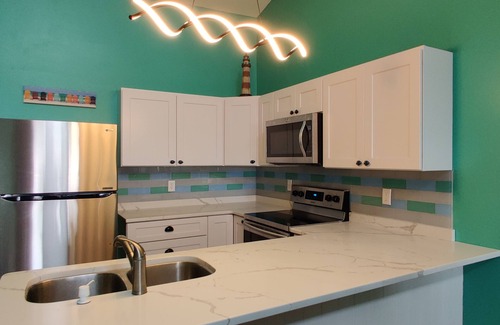 Kitty Hawk House | Gorgeous 3/2.5 Townhome with View of Atlantic!