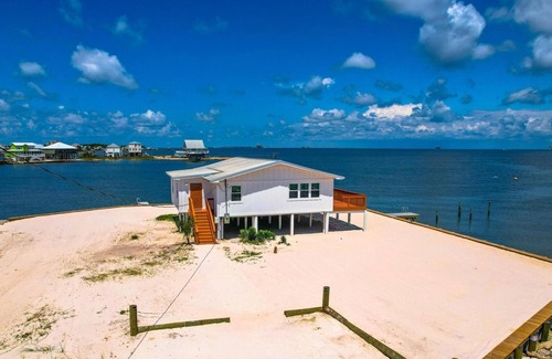 Fort Morgan Pines House | Gorgeous 3 bdrm/2 ba home with panoramic views of Mobile Bay & easy beach access