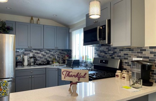 South Jamaica Apartment | Gorgeous 3-Bedroom Apt in Queens— 5mins from JFK Airport