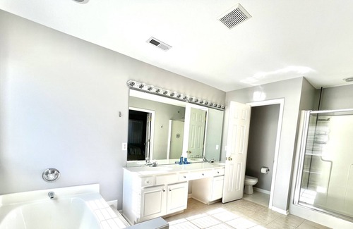 Huntersville House | GORGEOUS 3 Bedroom in Huntersville