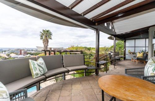 Green Point House | Gorgeous 3Bedroom Green Point Home