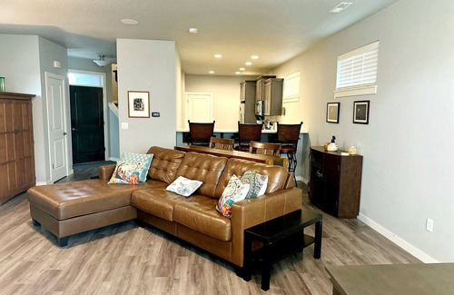 Hockinson House | Gorgeous 3Br/2.5ba home in a quiet neighborhood with walking path & park.