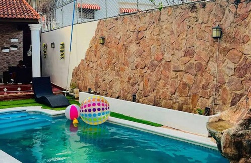 Santo Domingo Este Villa | Gorgeous 4 bedroom 5 bed Mini MansionnWith Pool
