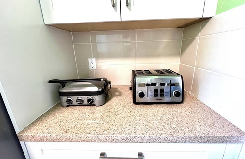 Dunbar House | Gorgeous 4 Beds House Close to UBC and Downtown