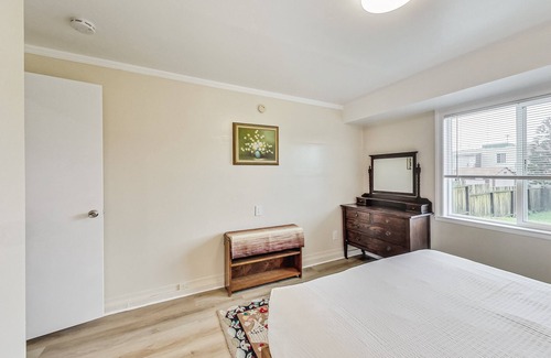 Parkside House | Gorgeous 4br/2ba home near Ocean Beach