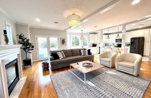 Normandy Beach House | Gorgeous 5 bed, 4.5 bath just houses to the beach, sleeps 12! Amazing location!