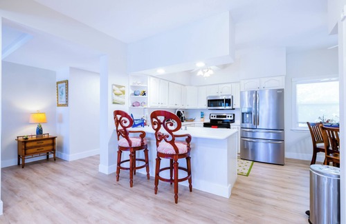 Key Largo House | Gorgeous 5-bedroom laid back waterfront vacation house in Key Largo