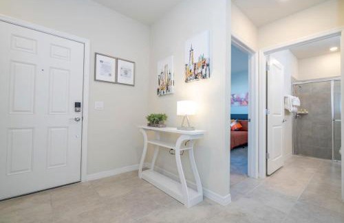 Davenport House | Gorgeous 5Bd w Pool at Windsor Island Resort 3882