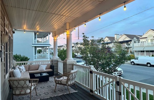 North End Condo | Gorgeous 5BR 3BA home, close to beach, town + playground; full linen service