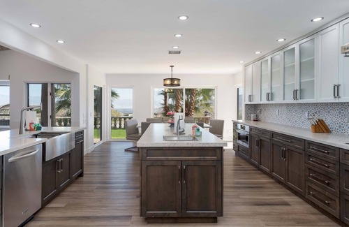 Palm Desert House | Gorgeous 6 Bed Desert Estate with Huge Pool, Game Room & Beautiful Desert Views