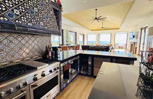 Buzzards House | Gorgeous 7 bedroom Ocean view home to enjoy your time away from home
