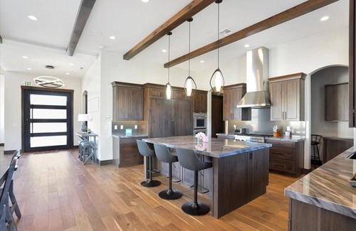 Virgin House | Gorgeous and modern home surrounded by Zion views