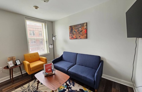 Champaign Apartment | Gorgeous and Spacious Studio at the Historic Inman