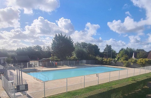 Bredene Apartment | Gorgeous apartment in Bredene