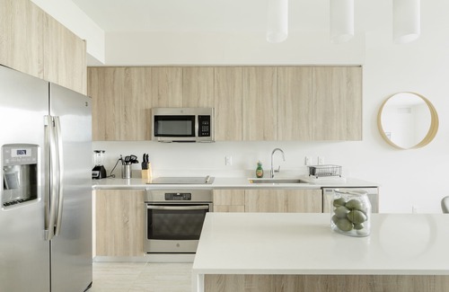 Northeast Miami Apartment | Gorgeous apartment in the design district 1B 1B