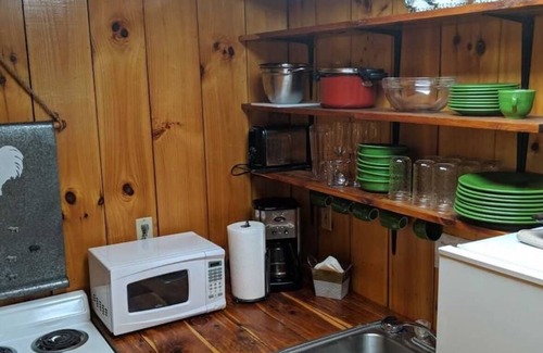 Mauckport Cabin | Gorgeous Cabin surrounded by wildlife!