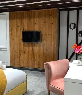 Old Town Hastings Apartment | Gorgeous Central Hastings Old Town