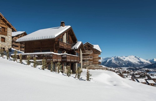 La Toussuire Ski Chalet | Gorgeous chalet up to 14 guests with swimming-pool