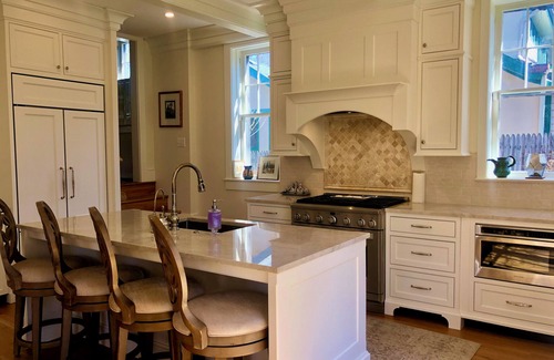 Chevy Chase House | Gorgeous Chevy Chase 4-Bedroom Home, Short Walk to Bethesda, Metro & Restaurants