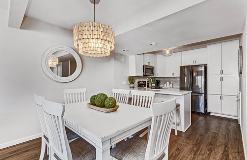 Innsbrook Condo | Gorgeous, Completely Remodeled, Waterfront Condo on Aspen Lake!