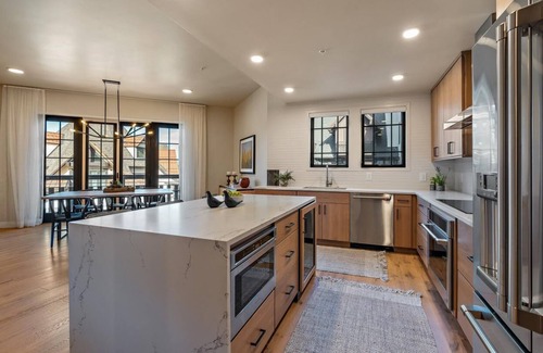 Tamarack Resort Condo | Gorgeous Condo| Fireplace and Balcony