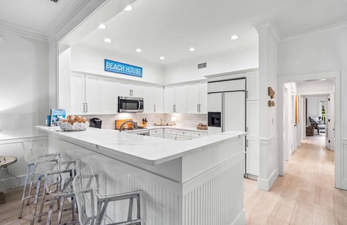 Watercolor Condo | Gorgeous Condo 400 Steps to Beach Club. Walk to Shopping, Dining, and Seaside