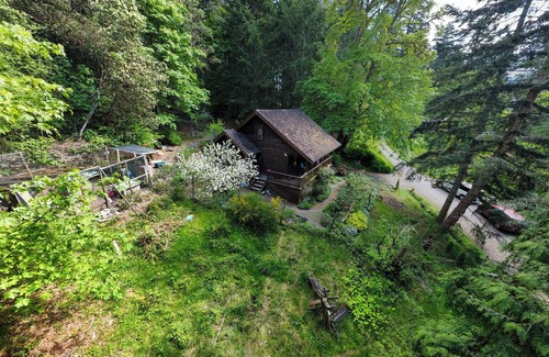 Fulford Harbour Cottage | Gorgeous cottage retreat offers the blend of rural tranquility & modern comfort