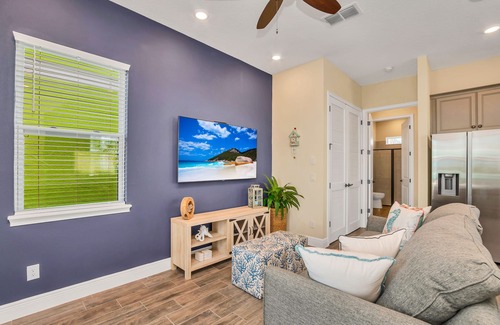 West Kissimmee Cottage | Gorgeous Cottage w/Private Pool + Balcony, Near Disney!