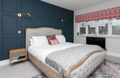 Kensal Green House | Gorgeous, Designer 3BD Garden House in NW London!