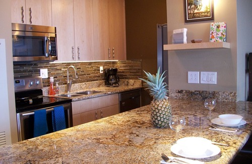 Kihei Condo | Gorgeous Direct Oceanfont Condo SBR #233! Pack your swimsuit we have the rest!