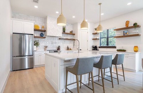 Port Tampa City House | Gorgeous Elegant New Construction Tampa Home