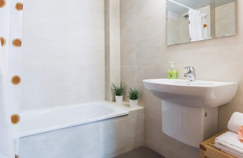 Cornella de Llobregat Apartment | Gorgeous apartment with balcony 413