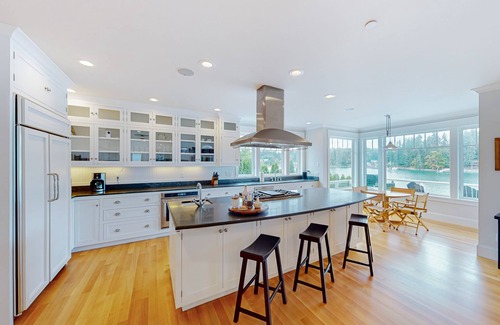 Gig Harbor House | Gorgeous family-friendly waterfront island home w/private dock, panoramic views